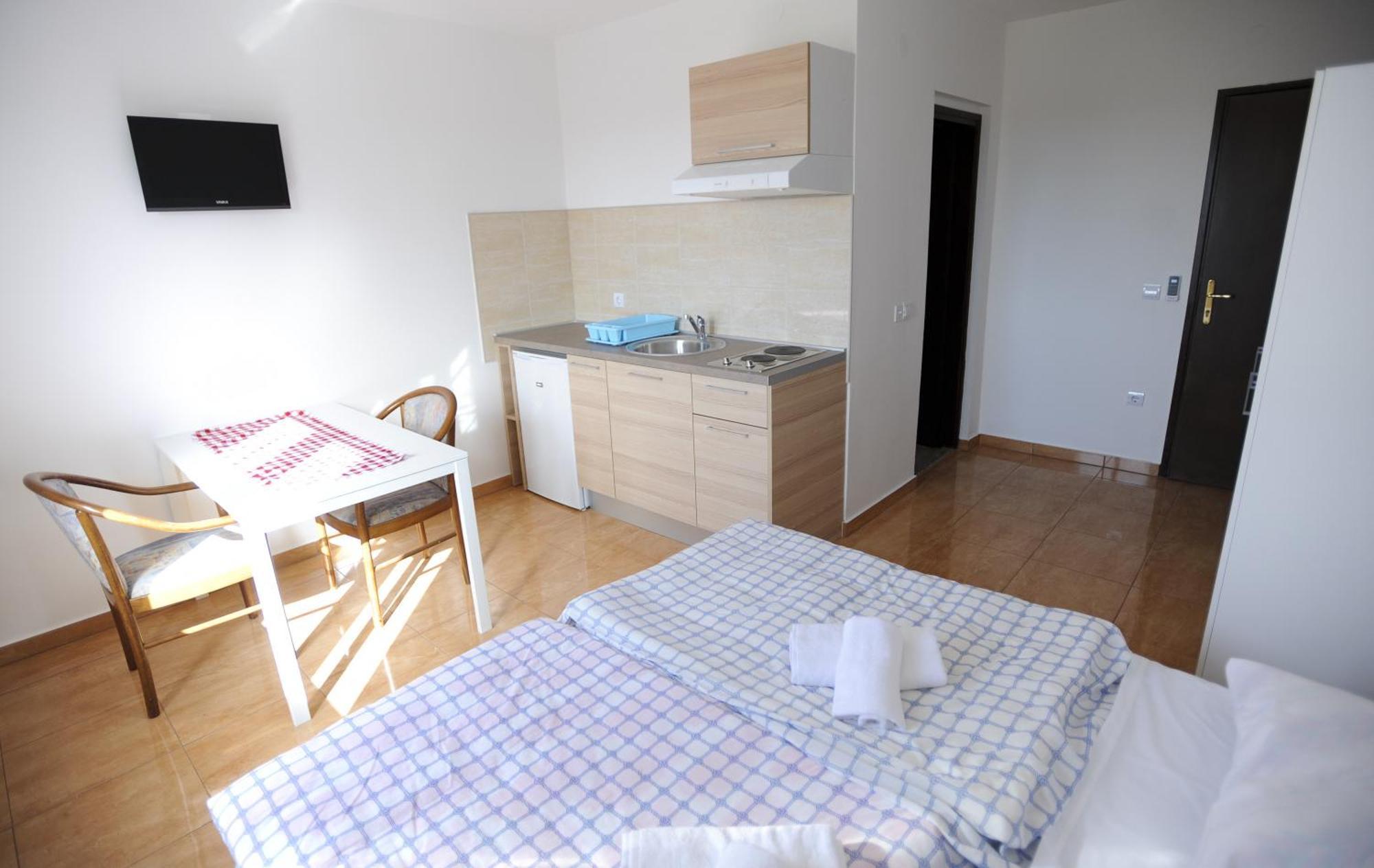 Apartments Deli Врси Екстериор снимка